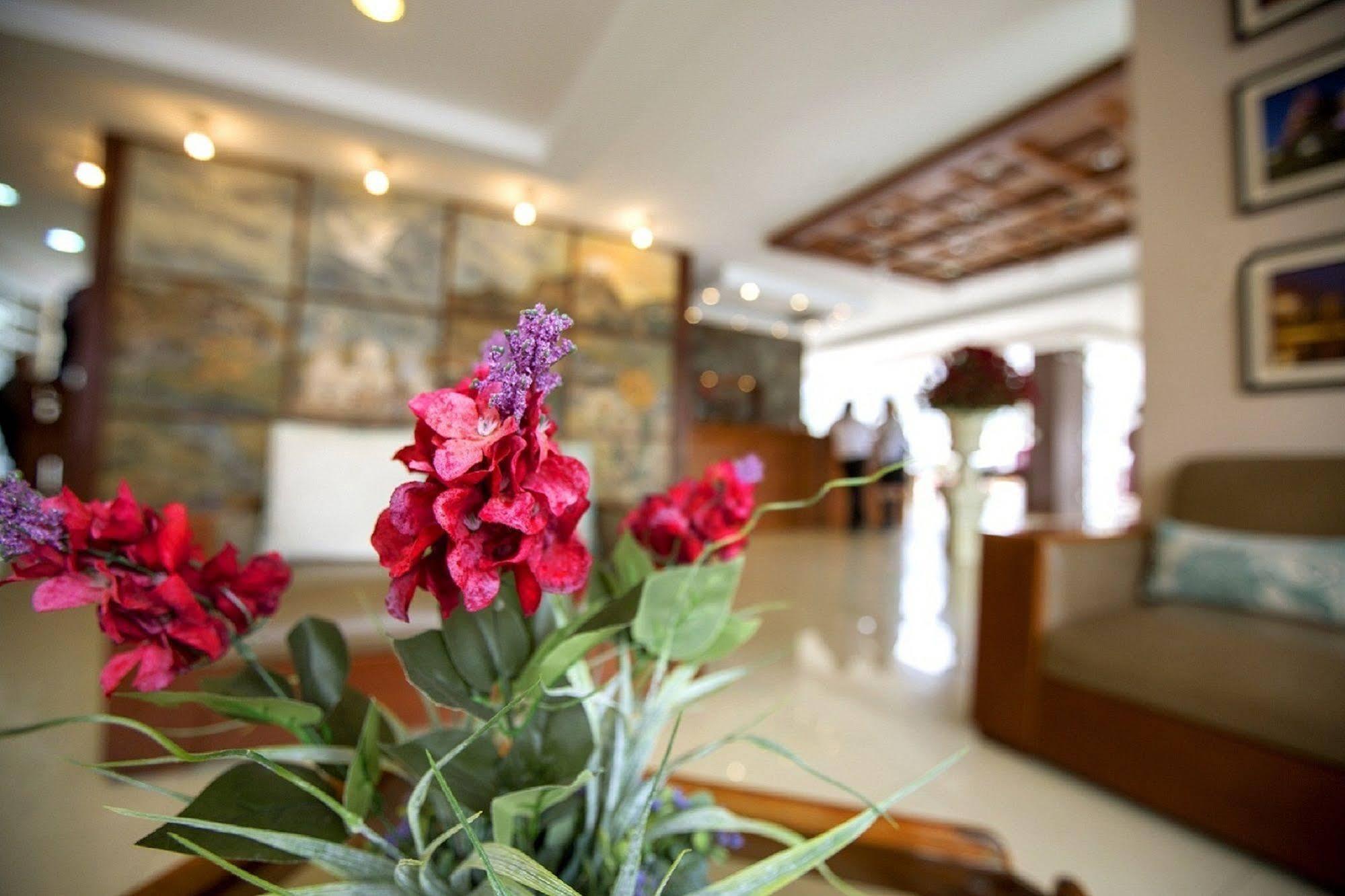 Hotel Ambato Exteriér fotografie