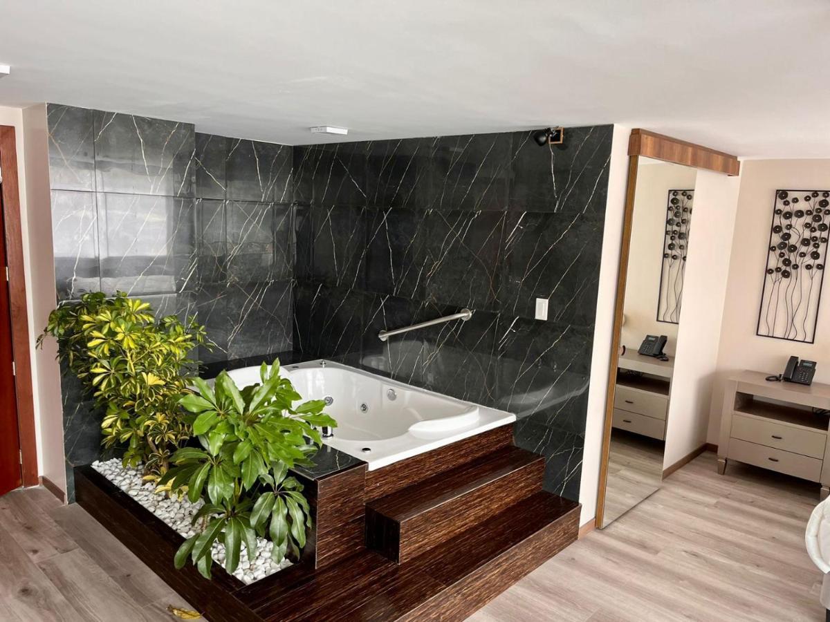 Hotel Ambato Exteriér fotografie