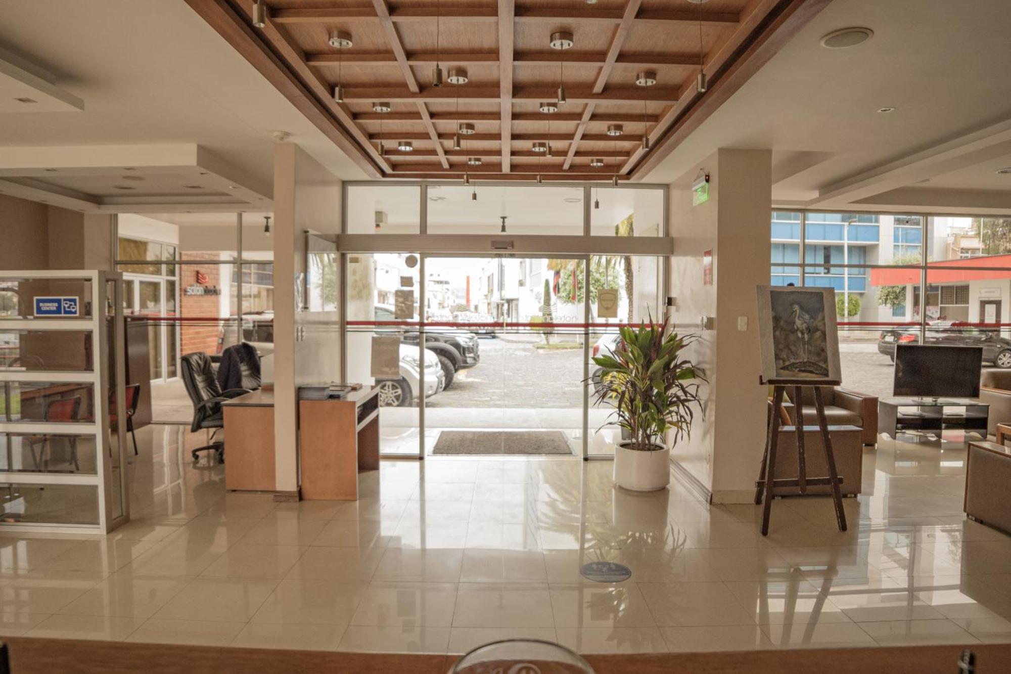 Hotel Ambato Exteriér fotografie