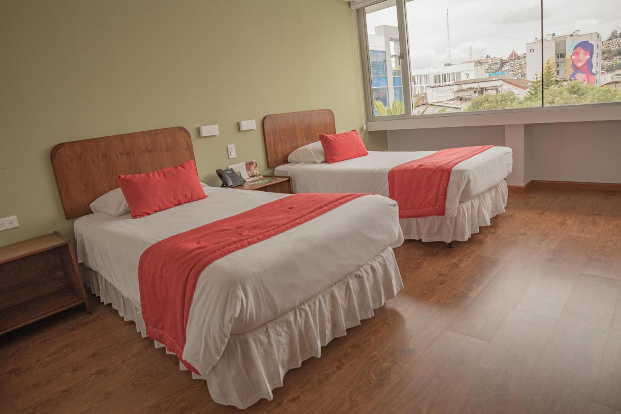 Hotel Ambato Exteriér fotografie